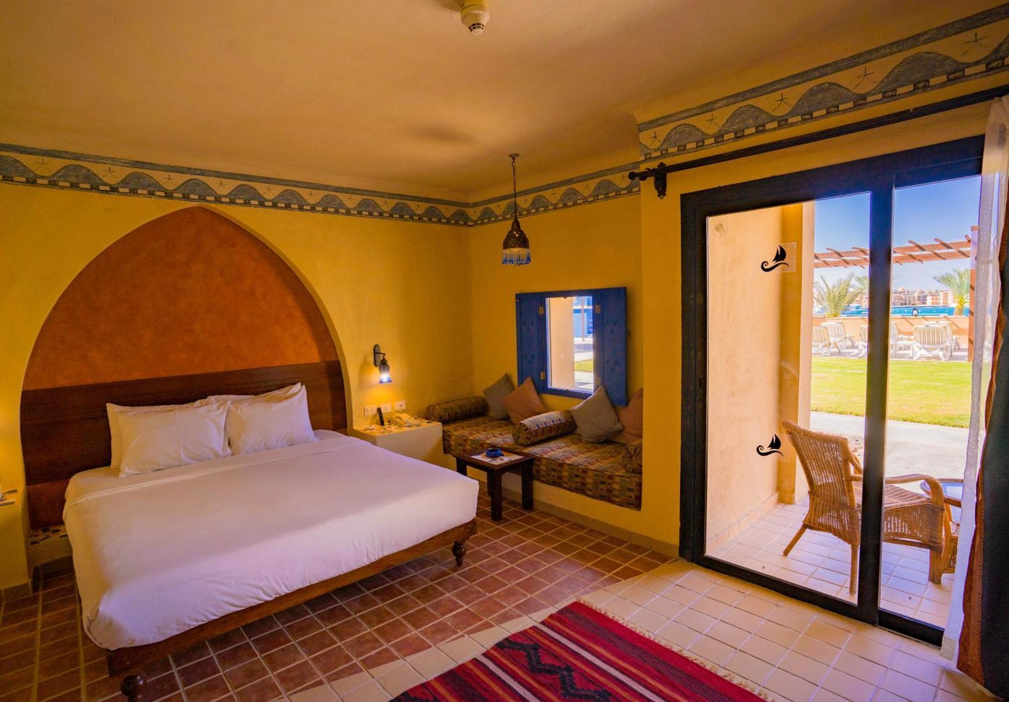 Marina Lodge At Port Ghalib Exterior photo
