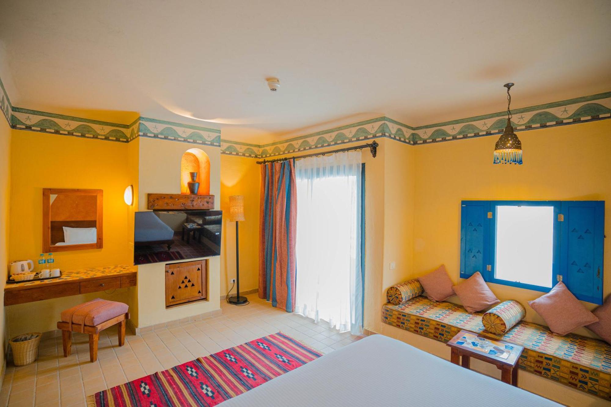 Marina Lodge At Port Ghalib Exterior photo