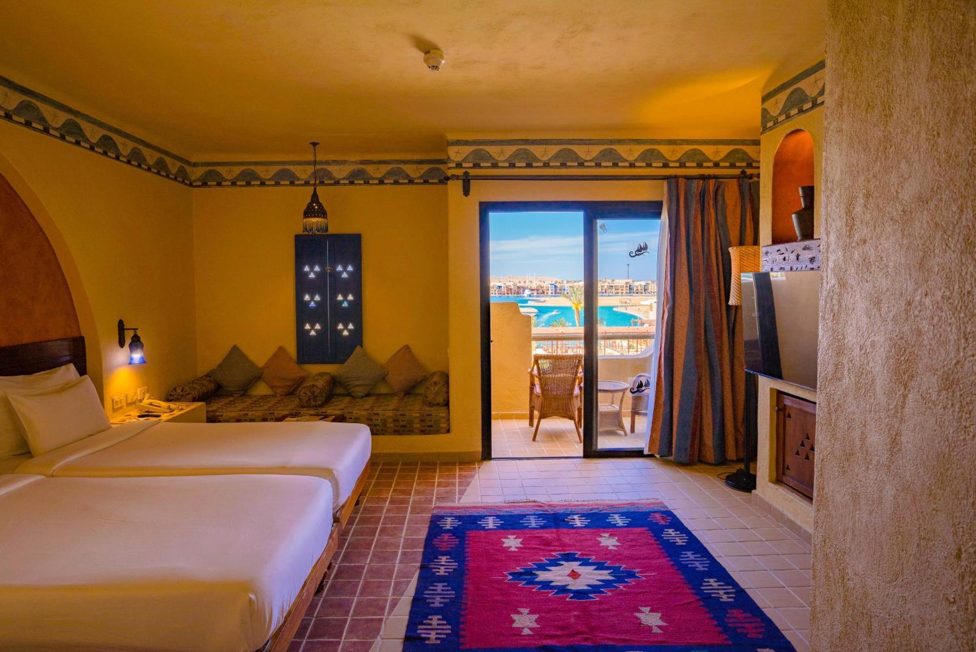 Marina Lodge At Port Ghalib Exterior photo