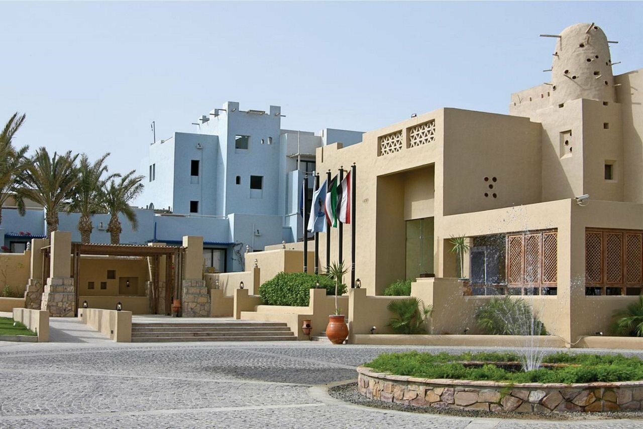 Marina Lodge At Port Ghalib Exterior photo